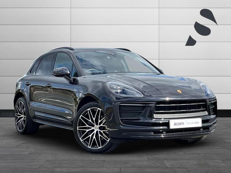 Porsche Macan Image