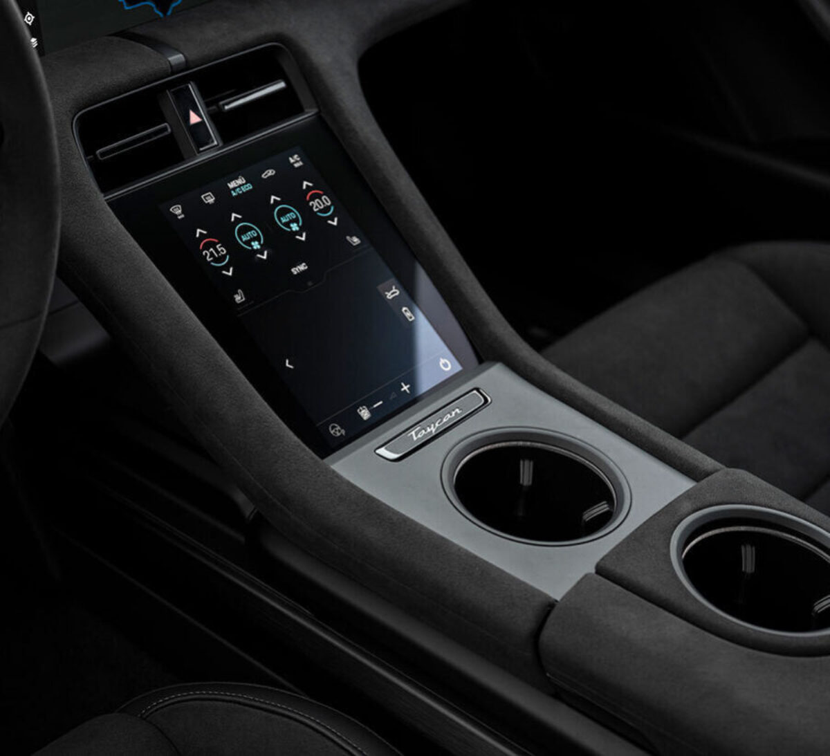 Leaders and experts in Automotive Luxury