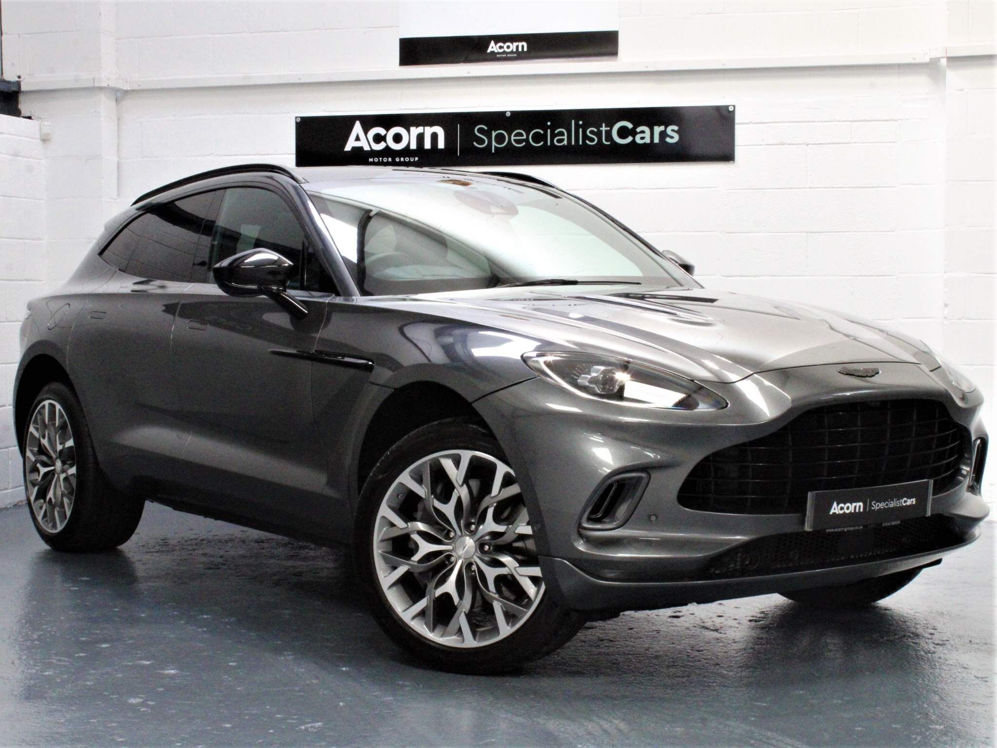 Aston Martin DBX Image