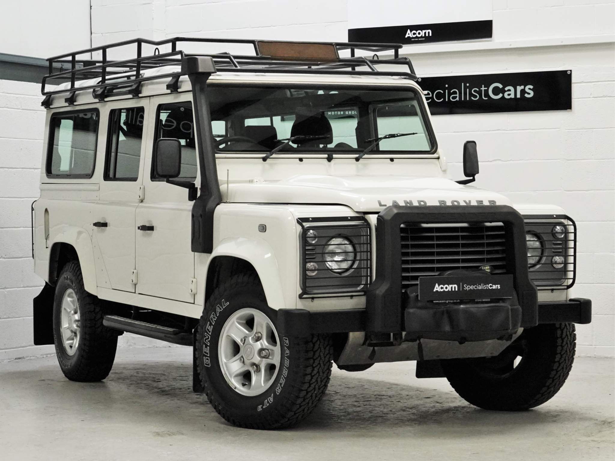 Land Rover Defender 110