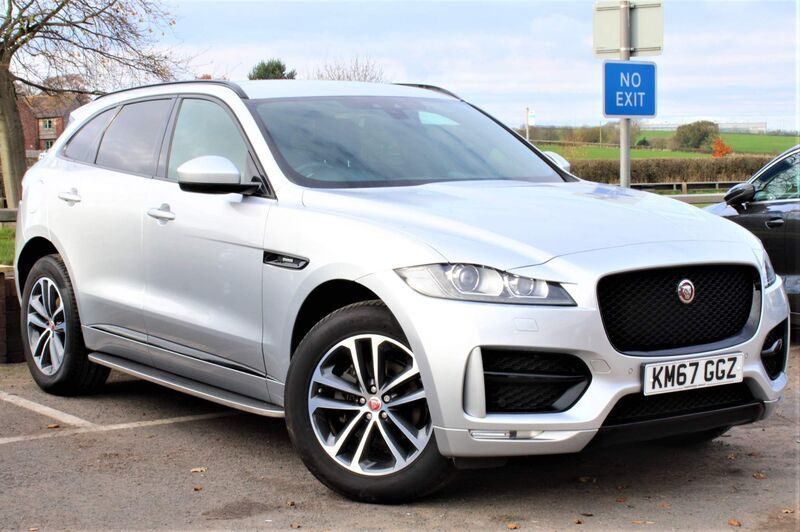 Jaguar F-PACE